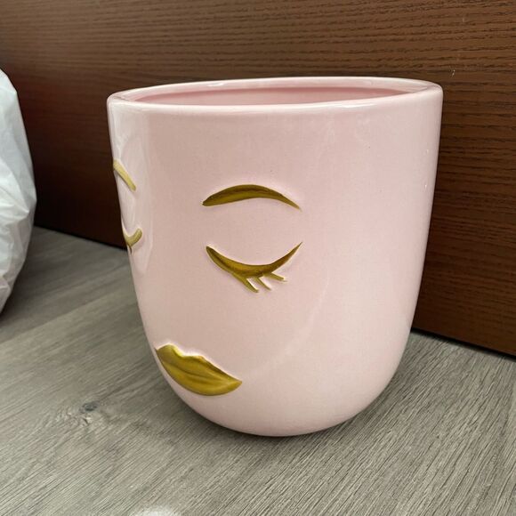 Pink Face Planter with Gold Accents 6inches - Picture 4 of 8